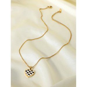 Checkerboard Heart Pendant Chain Necklace